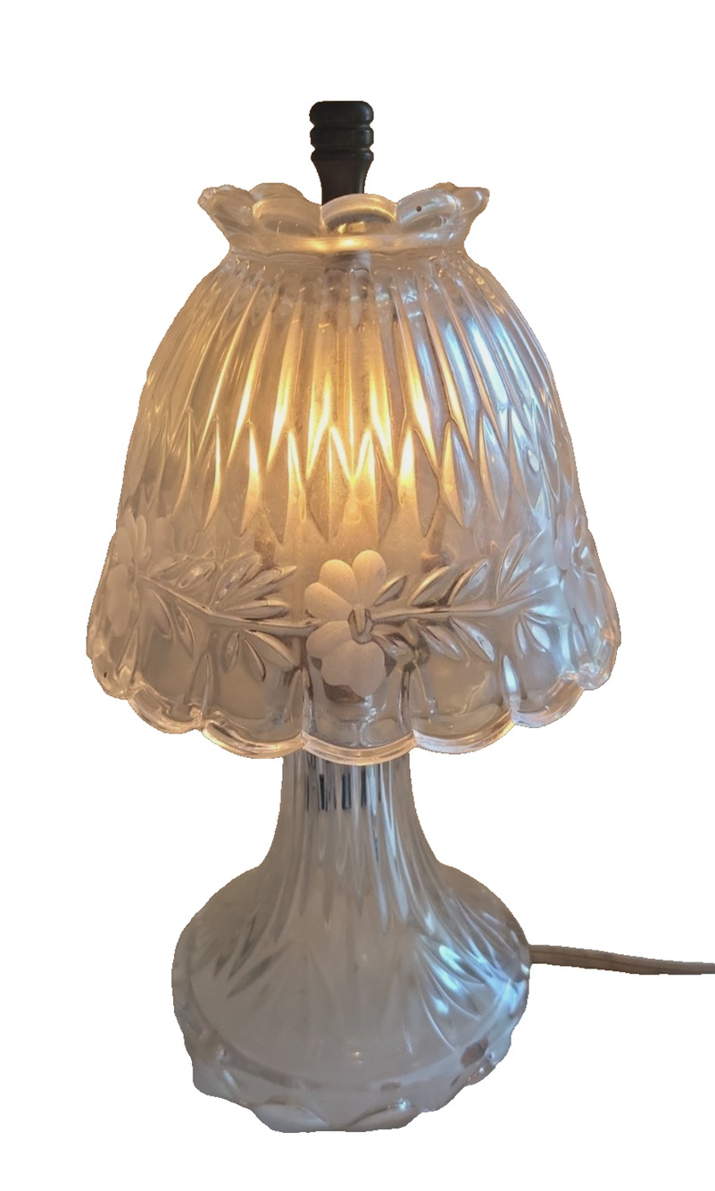 Vintage 1990 Princess House Crystal Glass Boudoir Lamp 10 inch high